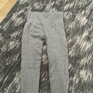 Never worn size s workout stretchy excellent condition leggings workout pants